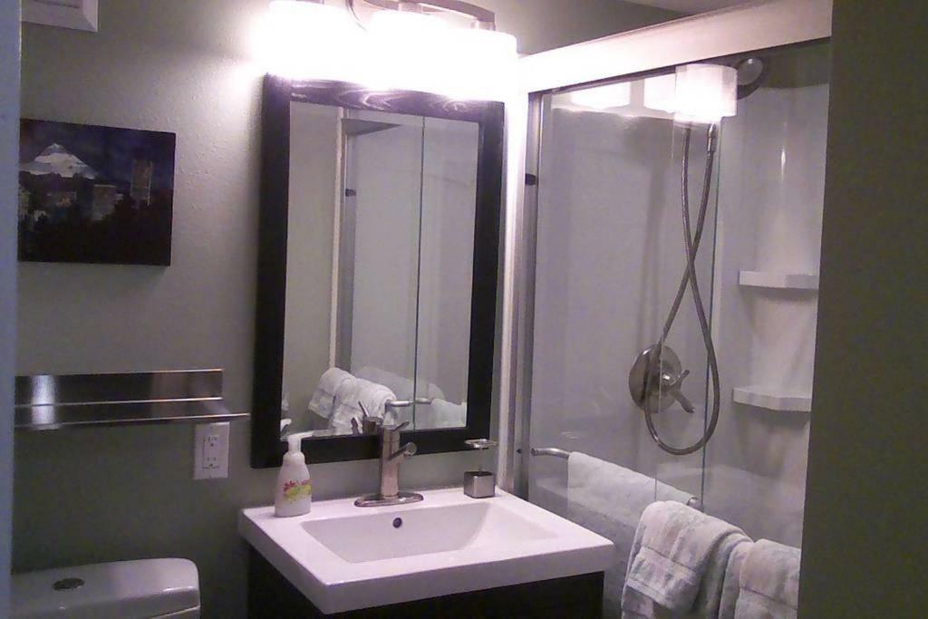 Boutique Style Apartment In The Heart Of Se Portland Dış mekan fotoğraf